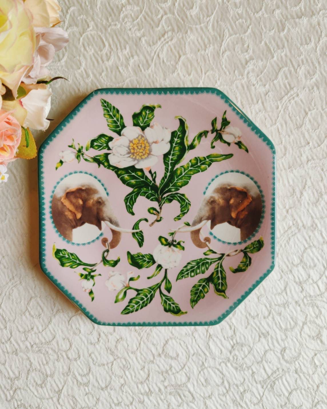 Les Éléphants & Magnolias